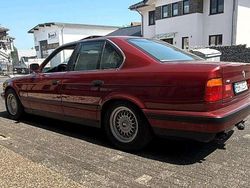 Rot Gebraucht 1990 BMW 525 Limousine | 13.000 €