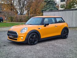 Orange Gebraucht 2016 Mini ONE Kleinwagen | 8.999 € (Guter Preis)