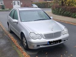 Gebraucht 2001 Mercedes C180 Avantgarde Limousine | 3.250 € (Guter Preis)