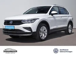 Weiß Gebraucht 2024 VW Tiguan Life SUV | 35.430 € (Fairer Preis)