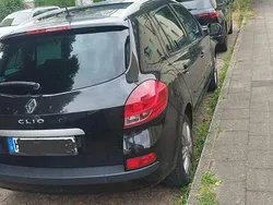 Schwarz Gebraucht 2011 Renault Clio GrandTour Kombi | 3.500 € (Fairer Preis)