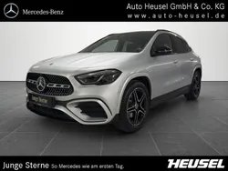 Iridiumsilber metallic Gebraucht 2023 Mercedes GLA200 AMG SUV | 41.900 € (Fairer Preis)