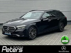 Obsidianschwarz lack Gebraucht 2023 Mercedes E450 Premium Kombi | 86.480 €