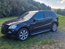 Schwarz Gebraucht 2007 Mercedes ML420 SUV | 4.880 € (Teuer)