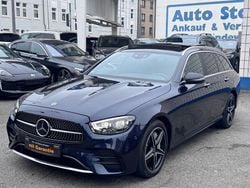 Blau Gebraucht 2022 Mercedes E300 AMG line Kombi | 30.900 € (Guter Preis)