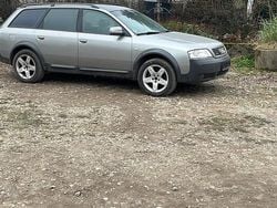 Beige Gebraucht 2002 Audi A6 Allroad Kombi | 2.000 €
