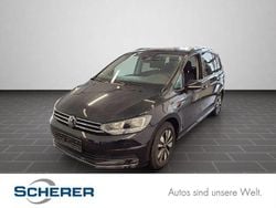 Deep black perleffekt (metallic) Gebraucht 2024 VW Touran Move Van / Kleinbus | 32.900 € (Guter Preis)