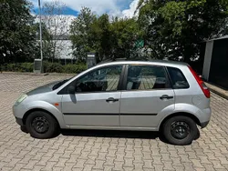 Silber Gebraucht 2002 Ford Fiesta Kleinwagen | 800 € (Superpreis)