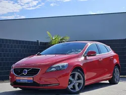 Rot Gebraucht 2013 Volvo V40 Business Edition Kombi | 12.950 € (Etwas zu teuer)