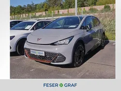 Grau (vapor grey) Neu 2025 Cupra Born Kleinwagen | 50.970 €