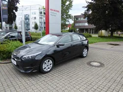 Schwarz Neu 2025 Kia Ceed Limousine | 24.980 € (Fairer Preis)