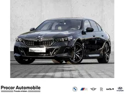 Carbonschwarz Gebraucht 2024 BMW 550 M Sport Limousine | 77.680 €
