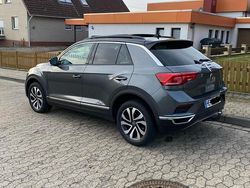 Grau Gebraucht 2021 VW T-Roc SUV | 21.290 € (Guter Preis)
