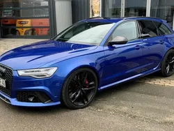 Blau Gebraucht 2016 Audi RS6 Sport Kombi | 76.900 €