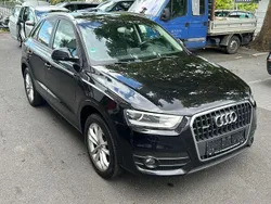 Schwarz Gebraucht 2011 Audi Q3 Sport SUV | 9.900 € (Guter Preis)