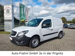 Weiß Gebraucht 2022 Mercedes Citan 109 Van / Kleinbus | 16.990 € (Fairer Preis)