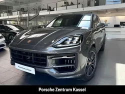 Quarzitgraumetallic Neu 2024 Porsche Cayenne Basis SUV | 137.198 € (Etwas zu teuer)