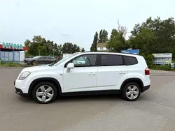 Schneeweiss/summitwhite/arctic Gebraucht 2011 Chevrolet Orlando LTZ Van / Kleinbus | 6.950 € (Etwas zu teuer)