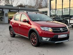 Rot Gebraucht 2014 Dacia Sandero Stepway Kleinwagen | 6.400 € (Fairer Preis)