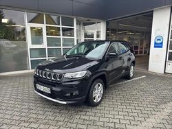 Schwarz (solid black) Gebraucht 2024 Jeep Compass Altitude SUV | 35.300 € (Teuer)
