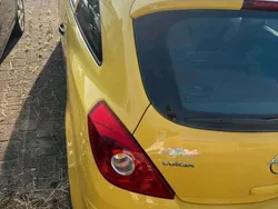 Gelb Gebraucht 2009 Opel Corsa Limousine | 1.899 € (Guter Preis)