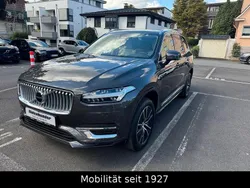 Grau Gebraucht 2022 Volvo XC90 Core SUV | 49.980 € (Superpreis)