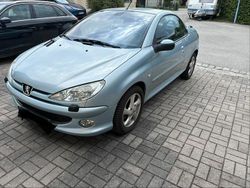 Grau Gebraucht 2005 Peugeot 206 CC Cabrio | 1.500 € (Fairer Preis)