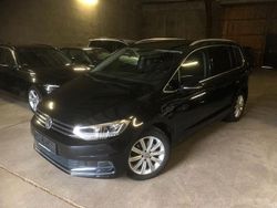 Schwarz Gebraucht 2018 VW Touran Highline Van / Kleinbus | 19.990 € (Guter Preis)