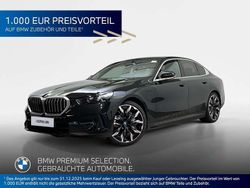 Saphirschwarz metallic Gebraucht 2024 BMW 550 Limousine | 69.946 €