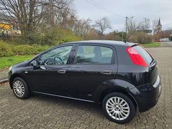 Schwarz Gebraucht 2009 Fiat Grande Punto Kleinwagen | 2.400 € (Fairer Preis)
