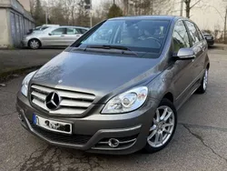 Gebraucht 2011 Mercedes B180 Sport Edition Van / Kleinbus | 7.500 € (Etwas zu teuer)