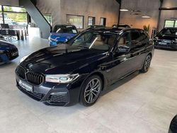 Carbonschwarz metallic Gebraucht 2022 BMW 530e M Sport Kombi | 29.980 € (Fairer Preis)
