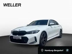 Alpinweiss iii (weiß) Gebraucht 2024 BMW 318 Shadowline Limousine | 35.990 € (Fairer Preis)