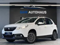 Weiß Gebraucht 2017 Peugeot 2008 Active SUV | 7.650 € (Superpreis)