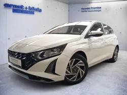 Weiß Gebraucht 2024 Hyundai i20 Trend Kleinwagen | 19.490 € (Fairer Preis)
