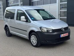Silber Gebraucht 2014 VW Caddy Trendline Van / Kleinbus | 6.490 € (Guter Preis)