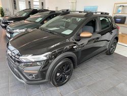 Schwarz Neu 2025 Dacia Sandero Extreme Kleinwagen | 22.980 €