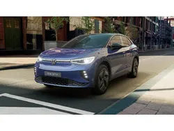 Blue dusk metallic / schwarz (metallic) Gebraucht 2025 VW ID.5 GTX SUV | 50.930 €