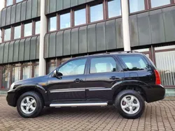 Ebony black Gebraucht 2004 Mazda Tribute Exclusive SUV | 9.900 €