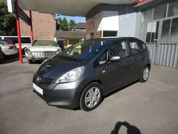 Grau Gebraucht 2014 Honda Jazz Trend Kleinwagen | 9.900 € (Fairer Preis)