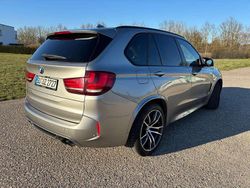 Grau Gebraucht 2017 BMW X5 M SUV | 29.950 € (Fairer Preis)