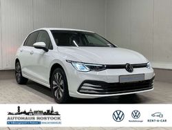 Weiß Gebraucht 2023 VW Golf VIII Move Limousine | 22.990 € (Fairer Preis)
