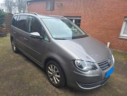 Grau Gebraucht 2009 VW Touran Freestyle Van / Kleinbus | 2.550 € (Guter Preis)