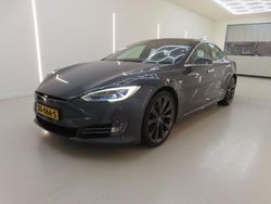Grau Gebraucht 2018 Tesla Model S Kleinwagen | 26.900 € (Fairer Preis)