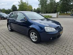 Blau Gebraucht 2006 VW Golf V Limousine | 3.450 € (Etwas zu teuer)