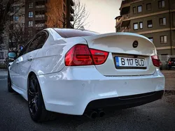 Weiß Gebraucht 2009 BMW 330 Performance Limousine | 8.500 € (Superpreis)