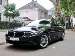 Schwarz Gebraucht 2022 BMW 520 M Sport Kombi | 28.190 € (Superpreis)