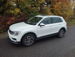 Schwarz Gebraucht 2018 VW Tiguan Sound SUV | 19.875 € (Fairer Preis)