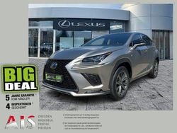 Titaniumsilber Gebraucht 2018 Lexus NX300h Sport Line SUV | 29.750 € (Fairer Preis)