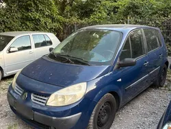 Blau Gebraucht 2004 Renault Scénic II Van / Kleinbus | 400 €